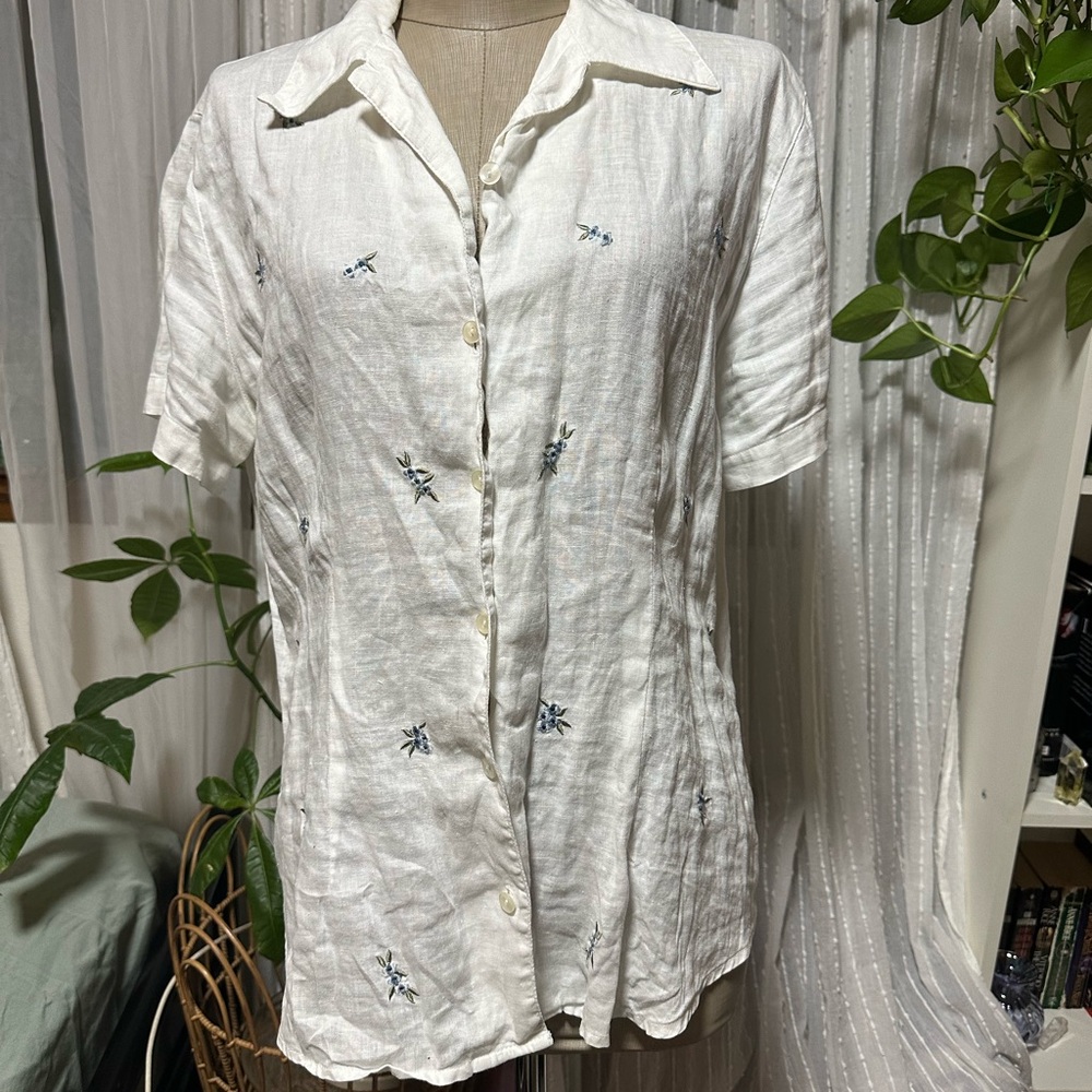Eddie Bauer White Floral Women's Blouse